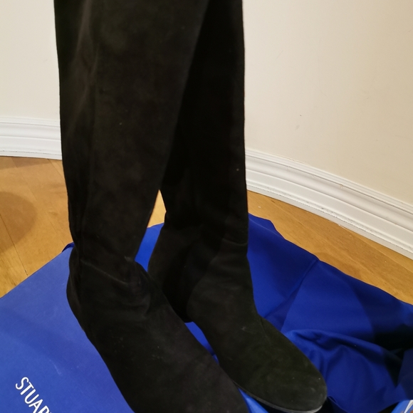 Stuart Weitzman Black Suede Boot Tall (Size 6)Retails for $925+tax - Picture 2 of 2